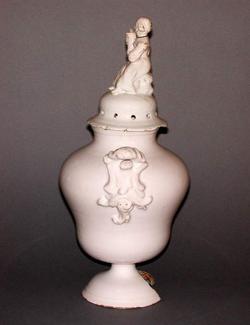 An image of Potpourri vase