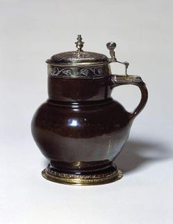 An image of Drinking pot