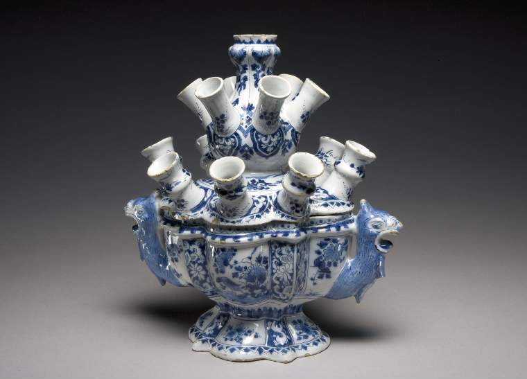 An image of An oval, bowl-shaped flower vase with spoutsAdrianus KocxC.1695Delft, Holland
