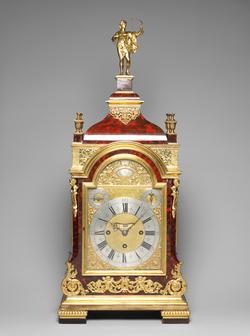 An image of Table clock