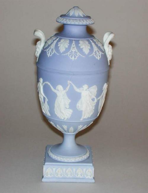 The Fitzwilliam Museum - Vase: C.16.2 & A-1911