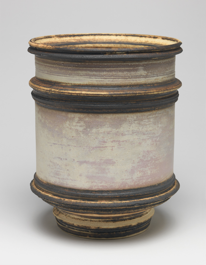 An image of Cache pot