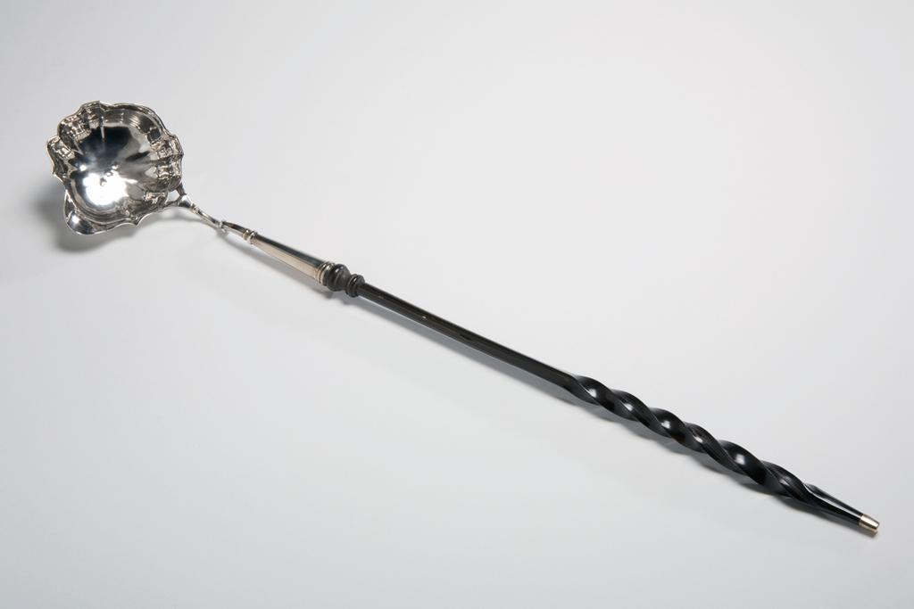 An image of Punch ladle