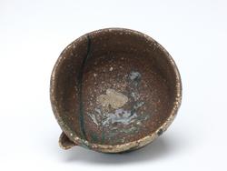 An image of Bowl with spout