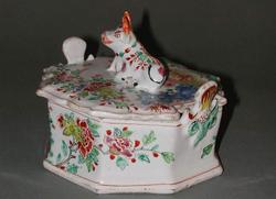 An image of Butter dish