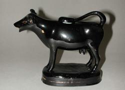 An image of Cow creamer