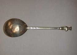An image of Apostle spoon