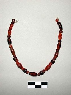 An image of Bead necklace