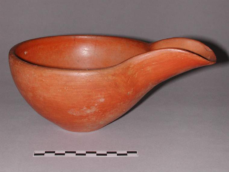 An image of Spouted bowl