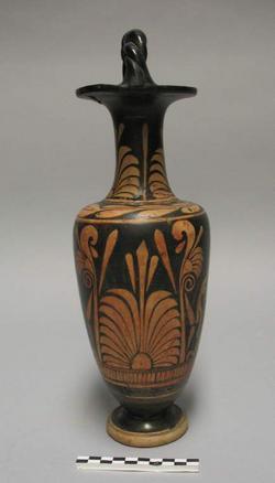An image of Bail amphora