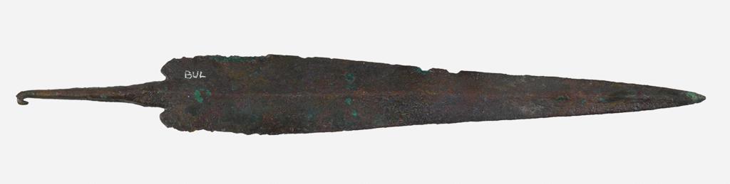 An image of Weapons. Sword. Production Place/Find Spot: Tamassos, Cyprus. Bronze, width 0.046 m, length 0.482 m, depth 0.013 m, 2100-1601 B.C. Early-Middle Cypriot III. Bronze Age.