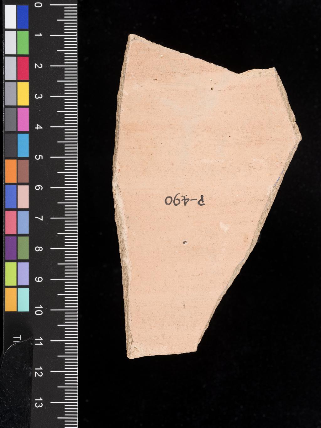 An image of Ostraconfragment of jar, with 8 lines of inscription in Meroitic