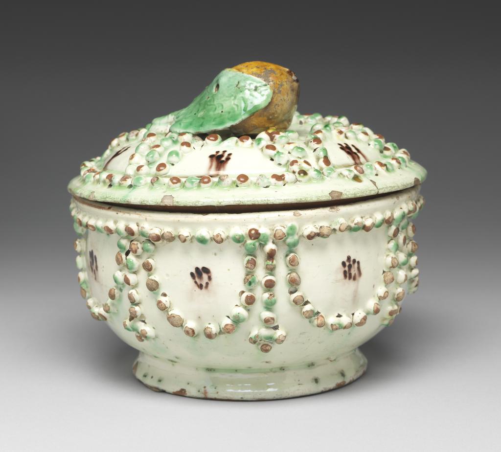 An image of Porringer. Production place: Switzerland. Lead-glazed earthenware.