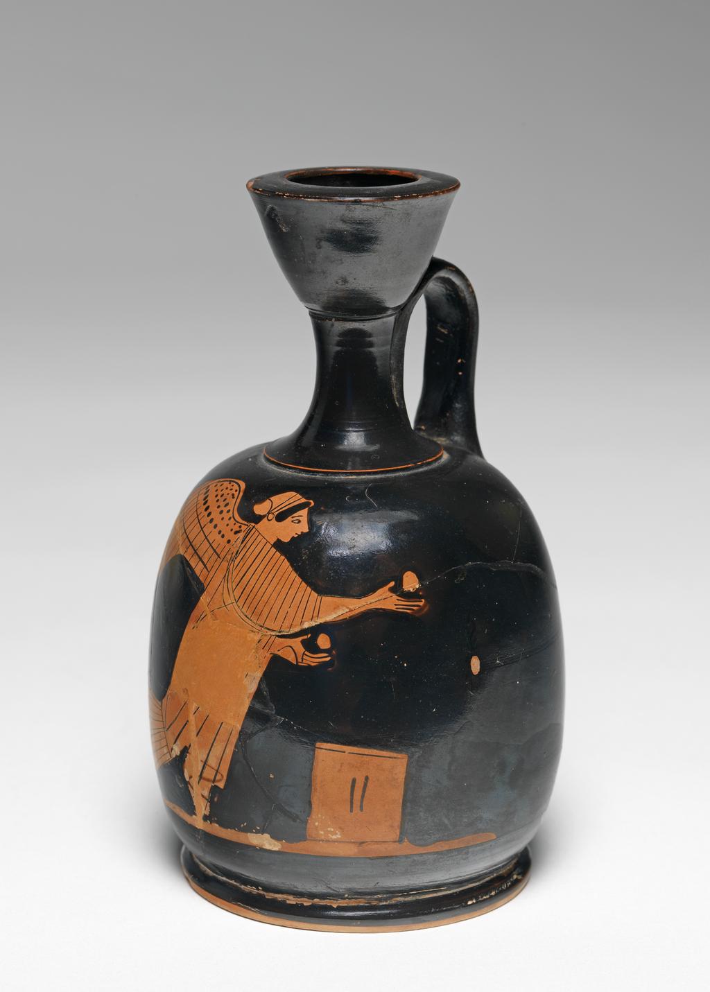 An image of Vessel. Squat lekythos. Nike and altar. Production Place: Attica, Athens. Clay, red-figured, height, 0.138, m, width, 0.083, m, 470- 460 B.C. Classical Period.