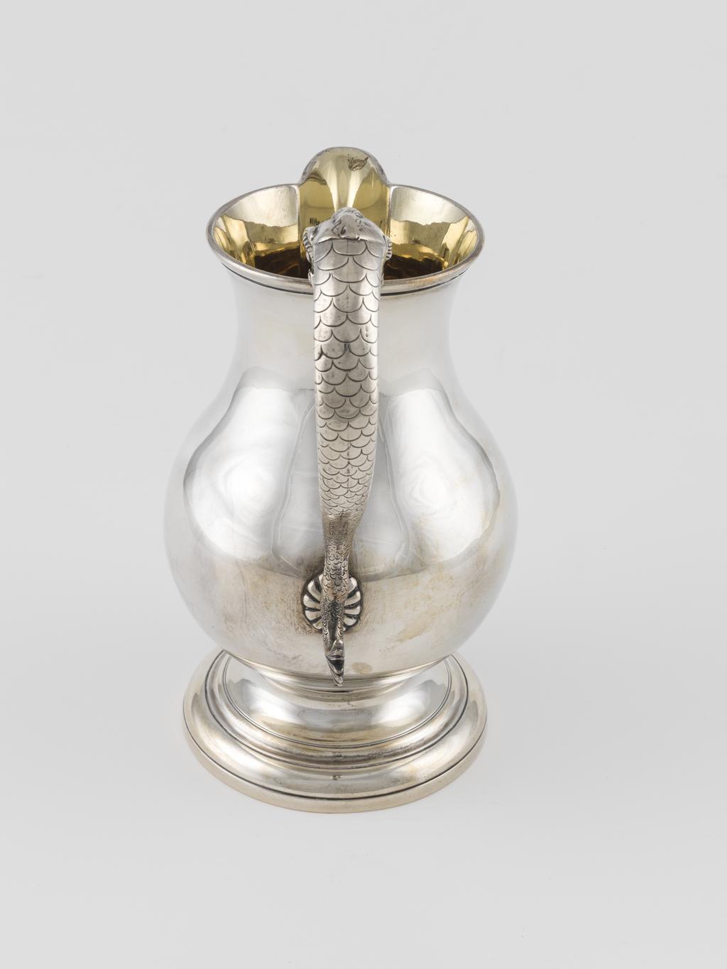 An image of Silver beer jug. production Place: London. 1739.