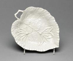 An image of Leaf dish