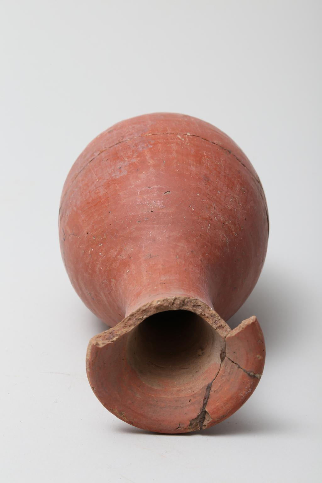 An image of Vessel. Flask, with pointed base. Production Place/Find Spot: Egypt. Height 0.2 m.