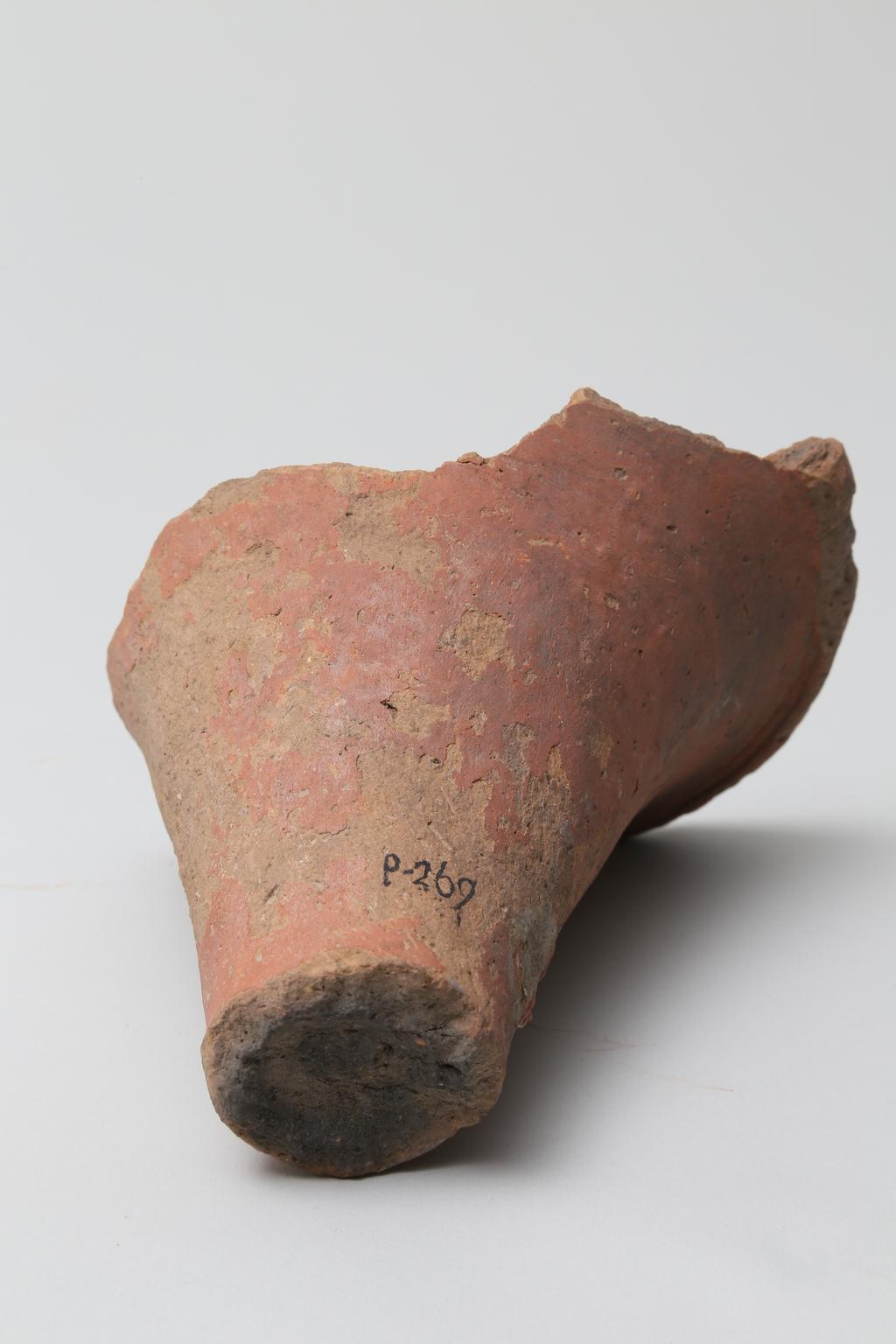 An image of Vessel. Jar, fragment of flared mouth. Production Place/Find Spot: Egypt. Height 0.12 m.