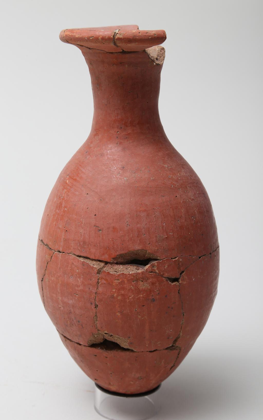 An image of Vessel. Flask, with pointed base. Production Place/Find Spot: Egypt. Height 0.2 m.