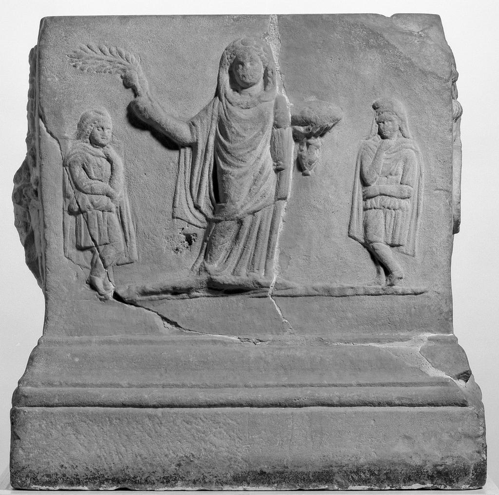 An image of Religious/ritual equipment. Altar or box. Cybele, box for containing ritual offerings. Luna marble, depth 36.6 cm, height, 43 cm, width, 42.5 cm, 101-300. Middle Roman.