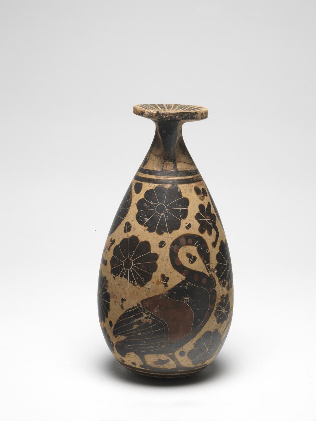 An image of alabastron, boread, swan Middle Corinthian Dimensions height 0.19 mdiameter 0.1 m