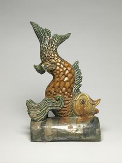 An image of Ridge tile in the form of a fish